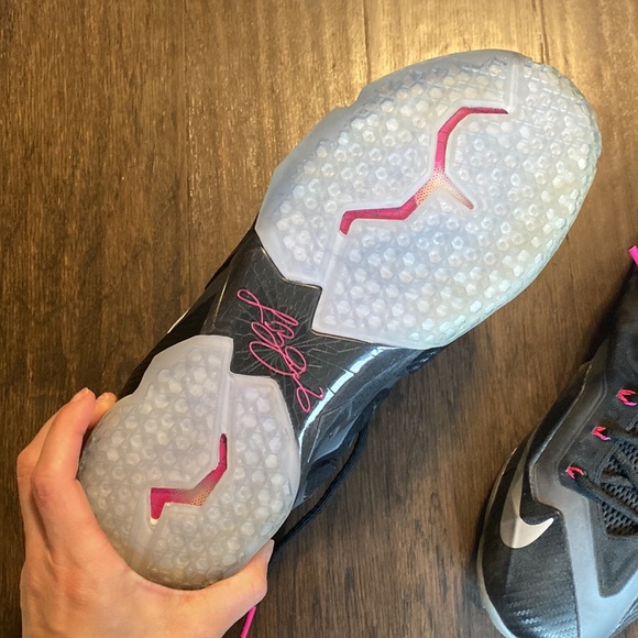 Nike LeBron 11 Miami Nights - Picture 3 of 10